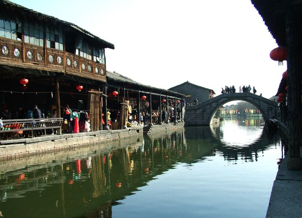 营业已百年,在“尔滨”没人能饿着肚子走出道里菜市场