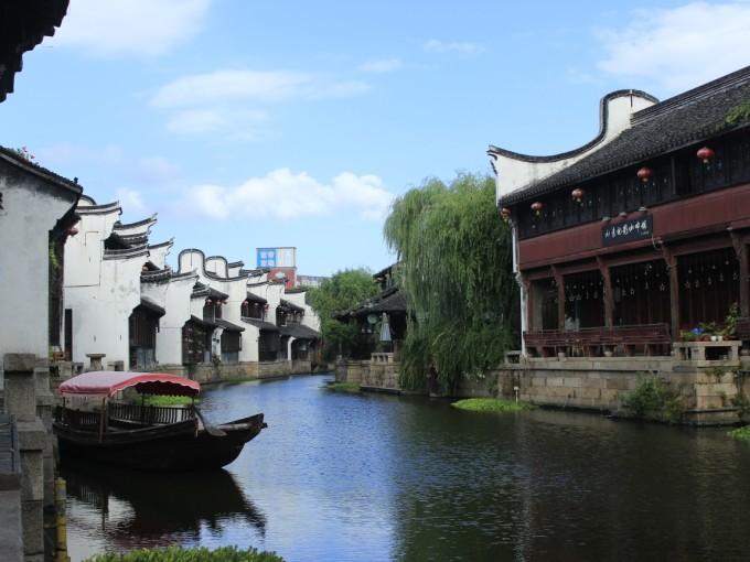 郏县东城街道：义写春联送温暖 浓浓墨香迎新春